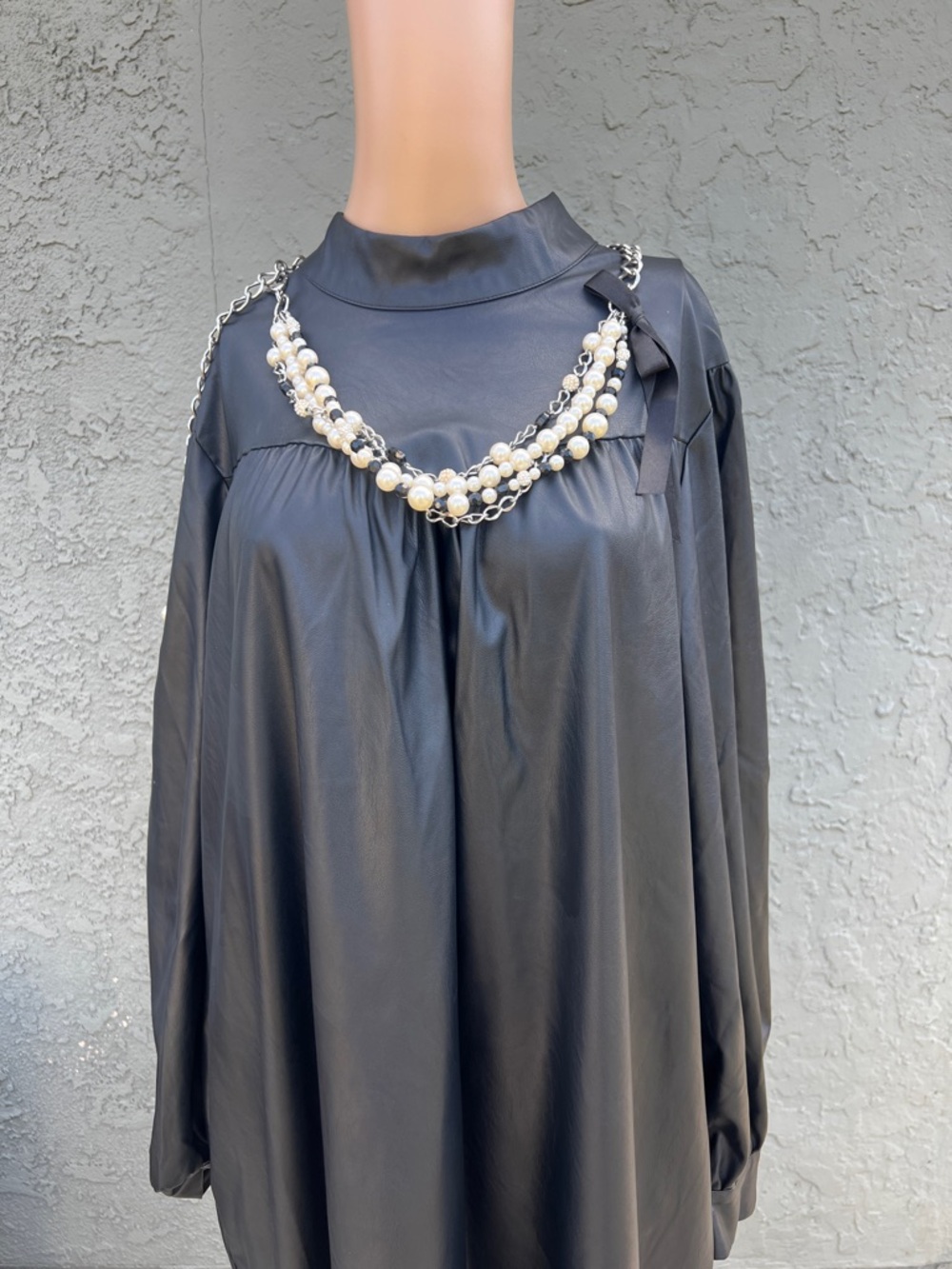 Who What Wear Black Faux Leather Shift Dress XXL Oversized Minimalist - Picture 4 of 6